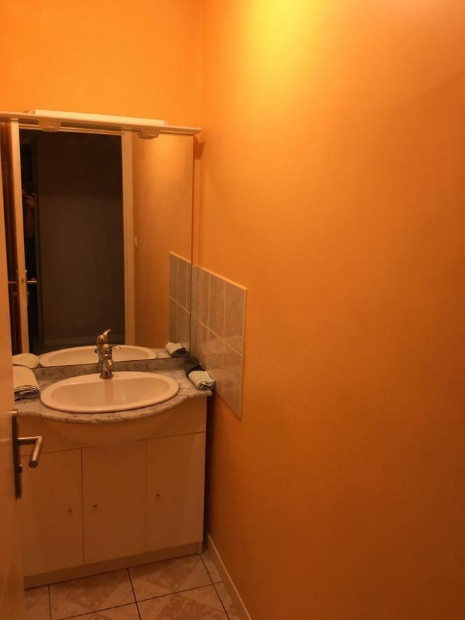Villa Plein Pied Rez-De-Chaussee+1 Avec Dependance เซอนง ภายนอก รูปภาพ