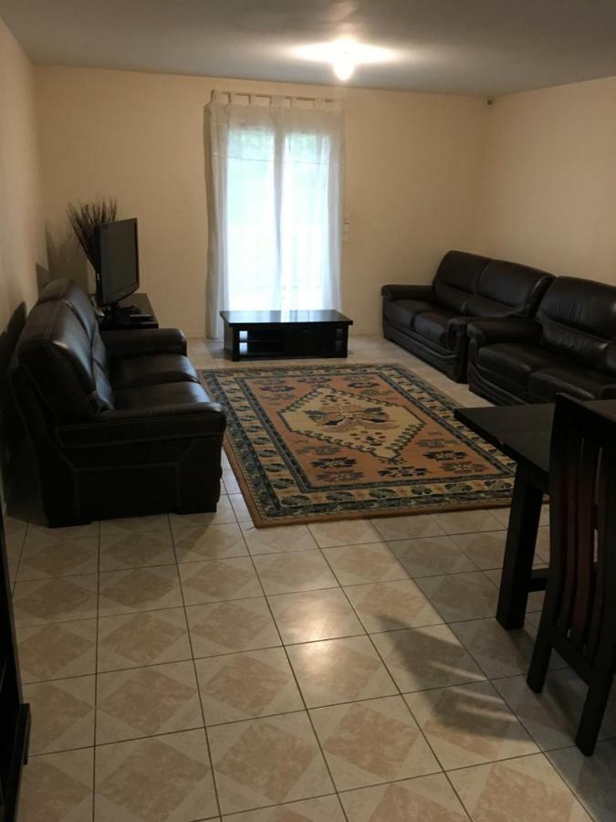 Villa Plein Pied Rez-De-Chaussee+1 Avec Dependance เซอนง ภายนอก รูปภาพ